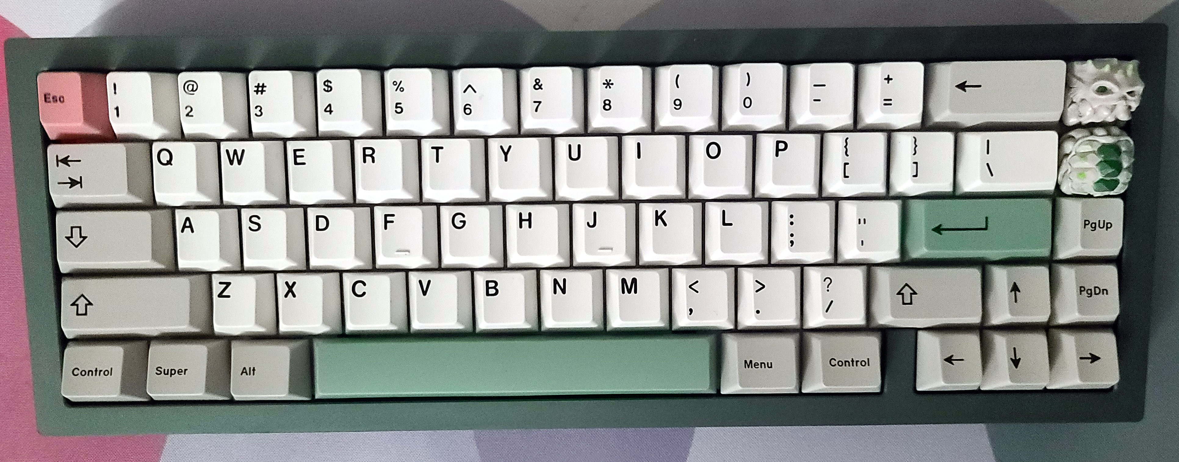 Savage65 Green Keyboard